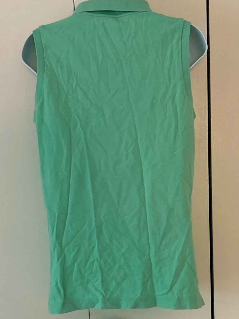 Lilly Pulitzer sleeveless collared partial button front shirt M - Picture 7 of 10